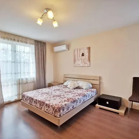 Διαμέρισμα Garden House